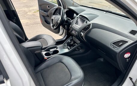 Hyundai ix35 I рестайлинг, 2013 год, 1 250 000 рублей, 11 фотография