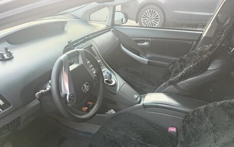 Toyota Prius, 2010 год, 1 320 000 рублей, 2 фотография