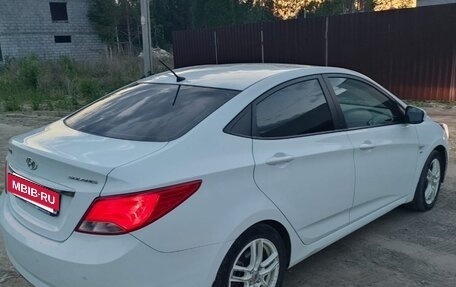 Hyundai Solaris II рестайлинг, 2015 год, 1 010 000 рублей, 5 фотография
