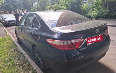 Toyota Camry, 2014 год, 1 370 000 рублей, 2 фотография