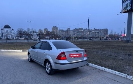 Ford Focus II рестайлинг, 2006 год, 450 000 рублей, 24 фотография