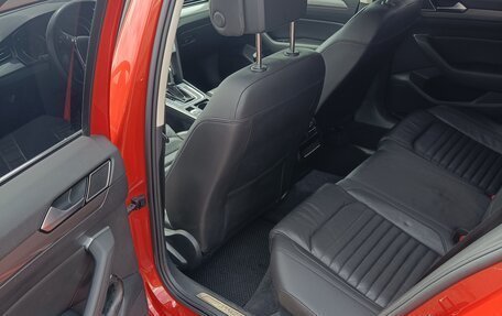 Volkswagen Passat B8 рестайлинг, 2016 год, 2 500 000 рублей, 13 фотография