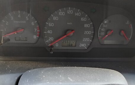 Volvo S40 II, 1998 год, 230 000 рублей, 2 фотография