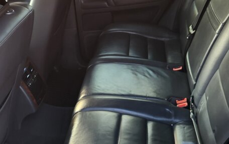 Volkswagen Touareg III, 2007 год, 1 870 000 рублей, 17 фотография