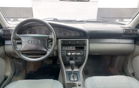 Audi A6, 1996 год, 590 000 рублей, 9 фотография