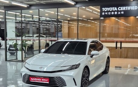 Toyota Camry, 2024 год, 4 380 000 рублей, 1 фотография
