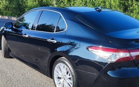 Toyota Camry, 2020 год, 3 490 000 рублей, 6 фотография