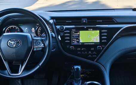 Toyota Camry, 2020 год, 3 490 000 рублей, 11 фотография