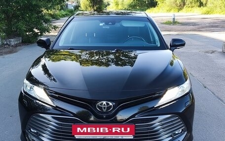 Toyota Camry, 2020 год, 3 490 000 рублей, 7 фотография
