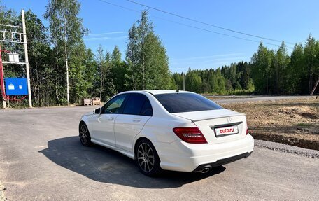 Mercedes-Benz C-Класс, 2013 год, 1 050 000 рублей, 3 фотография