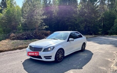 Mercedes-Benz C-Класс, 2013 год, 1 050 000 рублей, 6 фотография