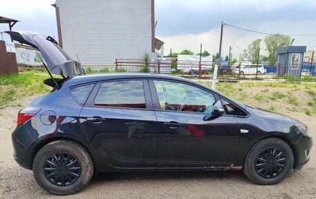 Opel Astra J, 2012 год, 730 000 рублей, 3 фотография