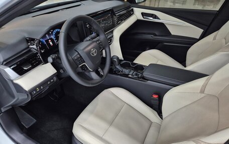 Toyota Camry, 2024 год, 4 380 000 рублей, 10 фотография