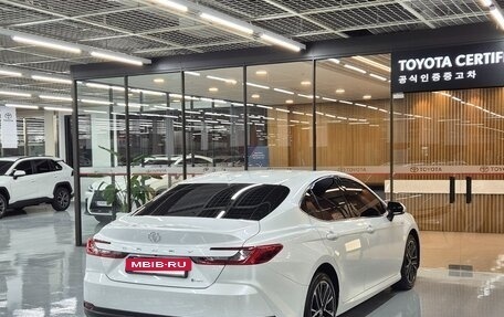 Toyota Camry, 2024 год, 4 380 000 рублей, 2 фотография