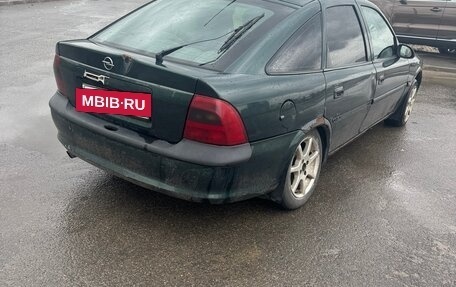 Opel Vectra B рестайлинг, 1998 год, 55 000 рублей, 3 фотография