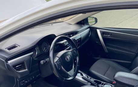Toyota Corolla, 2013 год, 1 520 000 рублей, 6 фотография