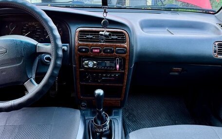 Nissan Primera II рестайлинг, 1995 год, 365 000 рублей, 12 фотография