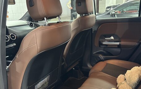 Mercedes-Benz GLA, 2021 год, 3 750 000 рублей, 8 фотография
