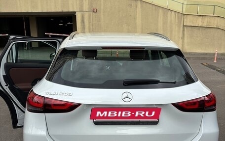 Mercedes-Benz GLA, 2021 год, 3 750 000 рублей, 4 фотография