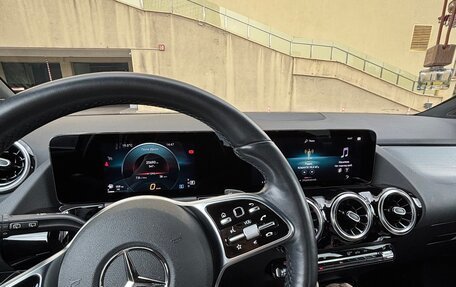 Mercedes-Benz GLA, 2021 год, 3 750 000 рублей, 15 фотография