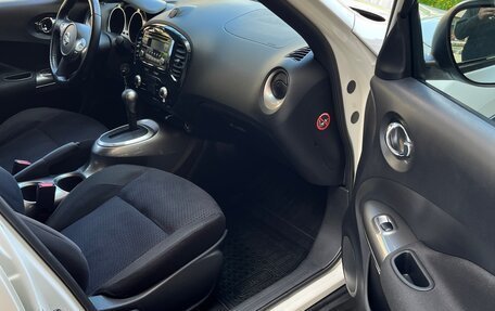Nissan Juke II, 2011 год, 910 000 рублей, 17 фотография