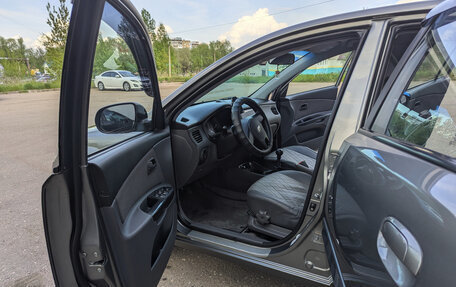 KIA Rio II, 2010 год, 700 000 рублей, 17 фотография
