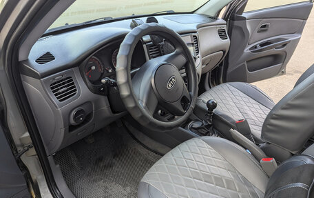 KIA Rio II, 2010 год, 700 000 рублей, 26 фотография