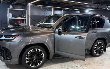 Lexus LX, 2022 год, 14 300 000 рублей, 2 фотография