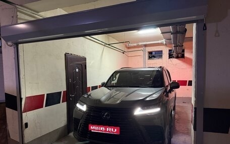 Lexus LX, 2022 год, 14 300 000 рублей, 13 фотография