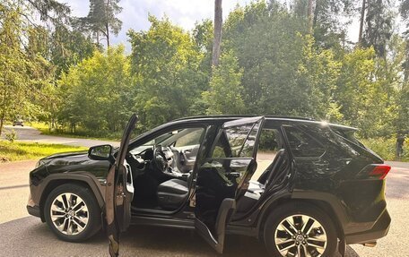 Toyota RAV4, 2021 год, 3 300 000 рублей, 13 фотография