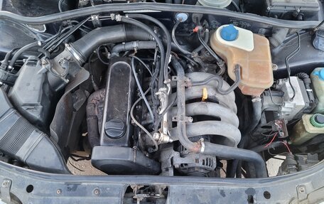 Audi A4, 1996 год, 153 000 рублей, 11 фотография