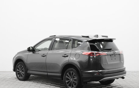 Toyota RAV4, 2015 год, 1 650 999 рублей, 5 фотография