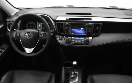 Toyota RAV4, 2015 год, 1 650 999 рублей, 6 фотография