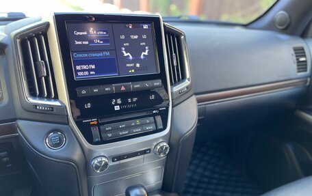 Toyota Land Cruiser 200, 2018 год, 6 700 000 рублей, 17 фотография