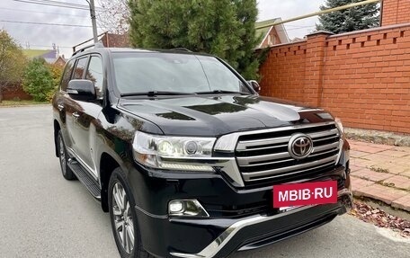 Toyota Land Cruiser 200, 2018 год, 6 700 000 рублей, 15 фотография