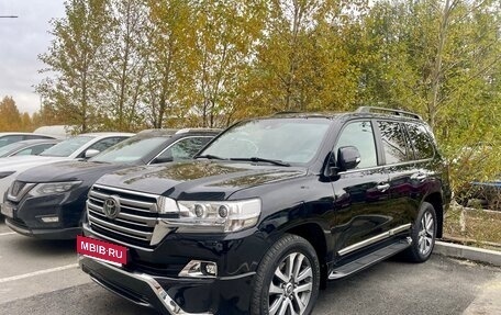 Toyota Land Cruiser 200, 2018 год, 6 700 000 рублей, 16 фотография