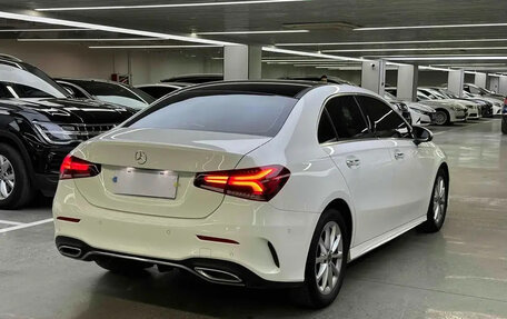 Mercedes-Benz A-Класс, 2021 год, 1 850 000 рублей, 8 фотография
