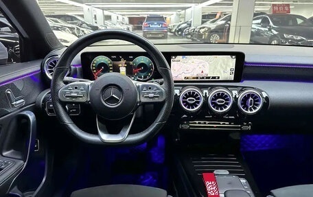 Mercedes-Benz A-Класс, 2021 год, 1 850 000 рублей, 6 фотография