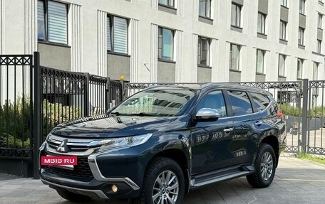Mitsubishi Pajero Sport III рестайлинг, 2018 год, 3 050 000 рублей, 5 фотография