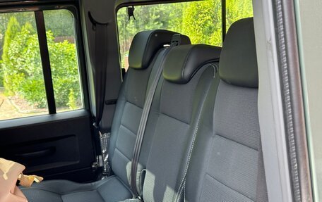 Land Rover Defender I, 2012 год, 4 000 000 рублей, 8 фотография