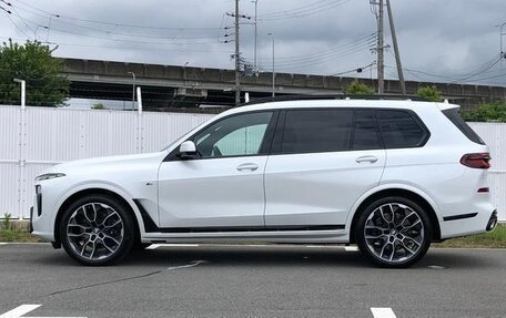 BMW X7, 2024 год, 10 050 000 рублей, 3 фотография