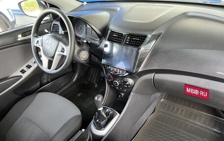 Hyundai Solaris II рестайлинг, 2011 год, 595 000 рублей, 10 фотография