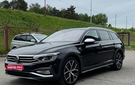 Volkswagen Passat B8 рестайлинг, 2020 год, 4 350 000 рублей, 2 фотография
