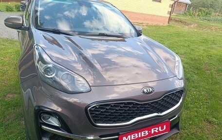 KIA Sportage IV рестайлинг, 2019 год, 2 300 000 рублей, 7 фотография