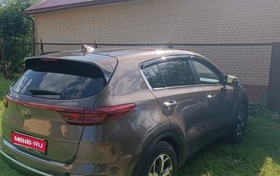 KIA Sportage IV рестайлинг, 2019 год, 2 300 000 рублей, 1 фотография