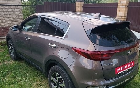 KIA Sportage IV рестайлинг, 2019 год, 2 300 000 рублей, 5 фотография