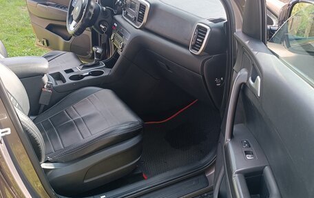 KIA Sportage IV рестайлинг, 2019 год, 2 300 000 рублей, 10 фотография