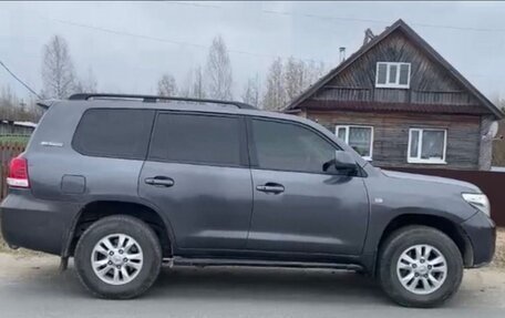 Toyota Land Cruiser 200, 2008 год, 2 650 000 рублей, 2 фотография