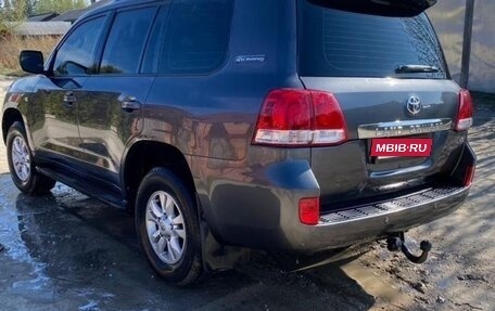Toyota Land Cruiser 200, 2008 год, 2 650 000 рублей, 3 фотография