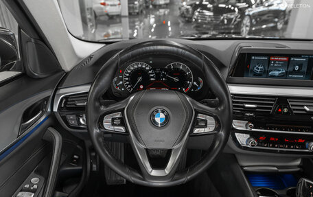 BMW 5 серия, 2019 год, 2 490 000 рублей, 10 фотография